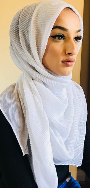 Hafsah Crinkle Hijab White